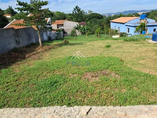 Terreno com 800m², à venda, no bairro Chácaras Santa Martha em Várzea Paulista