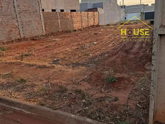 Terreno com 180m², à venda, no bairro Jardim Residencial Moreira em Votuporanga