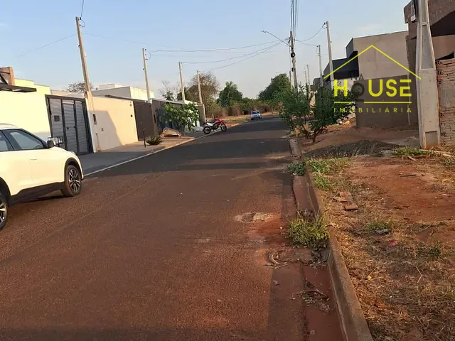 Terreno com 180m², à venda, no bairro Jardim Residencial Moreira em Votuporanga