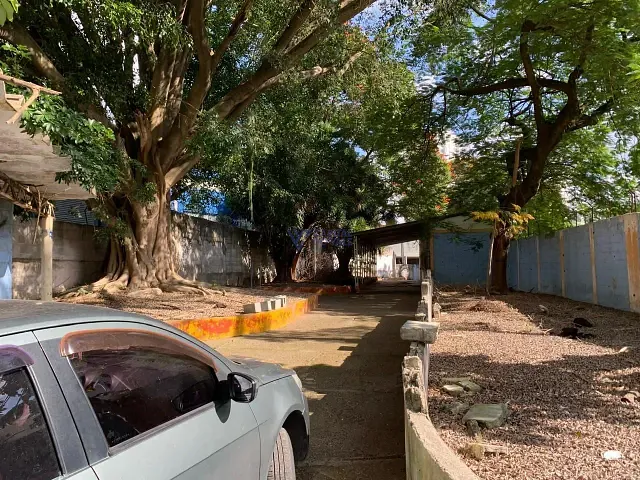 Terreno com 1365m², à venda ou para alugar, no bairro Jardim Oswaldo Cruz em São José dos Campos