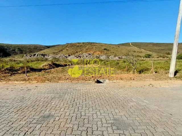 Terreno com 371m², à venda, no bairro Bela Vista em Resende
