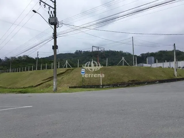 Terreno com 9598m², para alugar, no bairro Badenfurt em Blumenau
