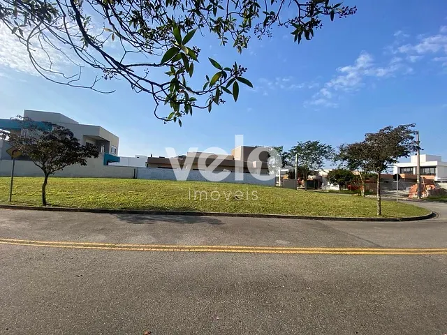 Terreno com 419m², à venda, no bairro Piracangaguá em Taubaté