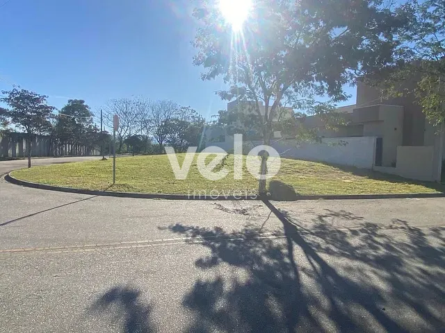 Terreno com 419m², à venda, no bairro Piracangaguá em Taubaté