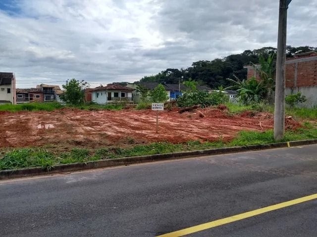 Terreno com 200m², à venda, no bairro Glória em Macaé