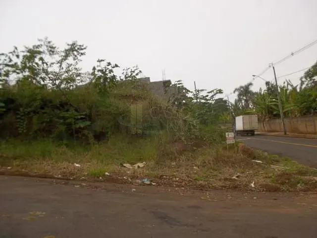 Terreno com 283m², à venda, no bairro Jardim Albino Biachi em Apucarana