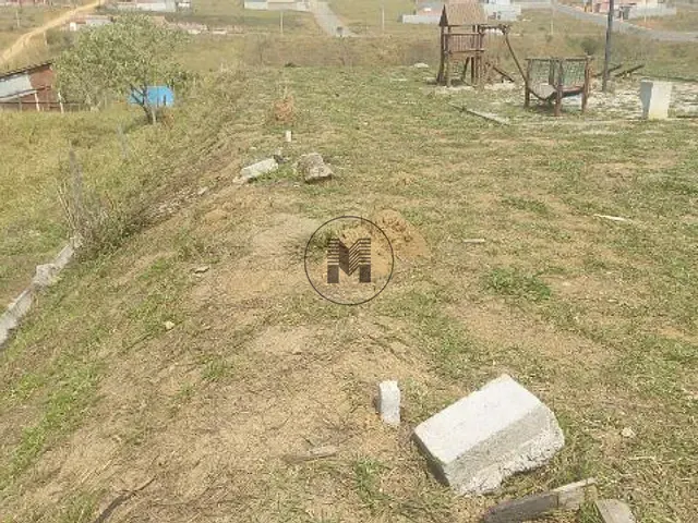 Terreno com 184m², à venda, no bairro Residencial Jardim das Figueiras em Guaratinguetá