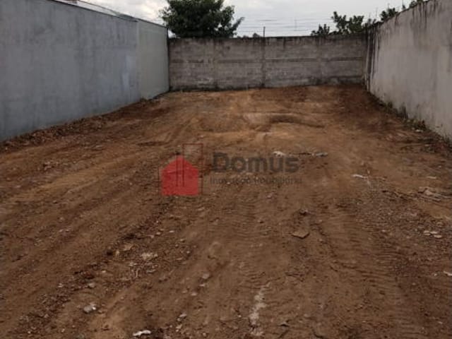 Terreno com 250m², à venda, no bairro Jardim Yassuda em Pindamonhangaba