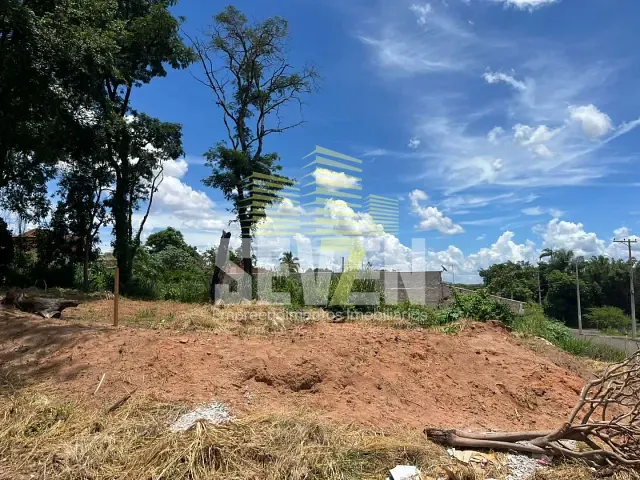 Terreno com 343m², à venda, no bairro Tangarás em Bauru