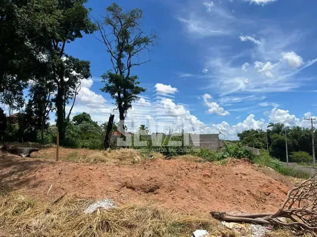 Terreno com 343m², à venda, no bairro Tangarás em Bauru