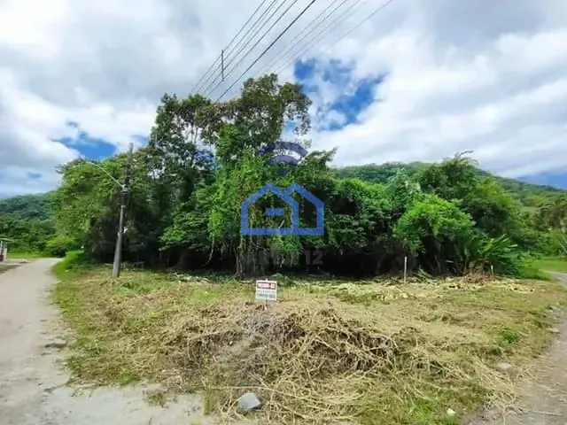 Terreno com 466m², à venda, no bairro Tabatinga em Caraguatatuba