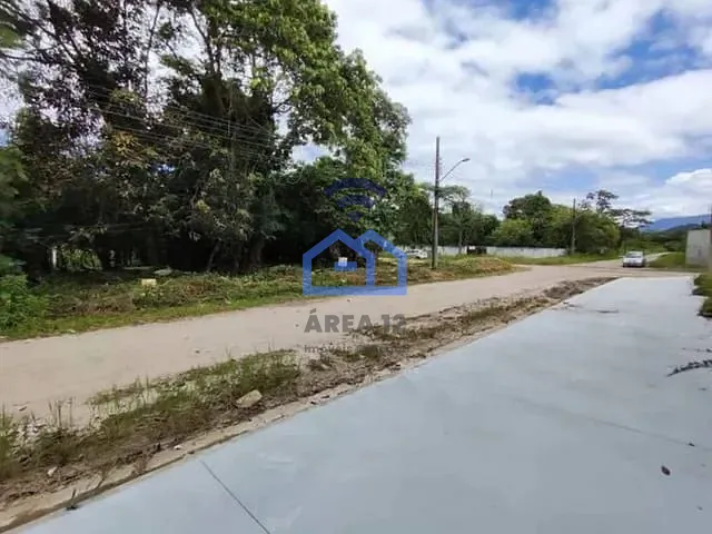 Terreno com 466m², à venda, no bairro Tabatinga em Caraguatatuba