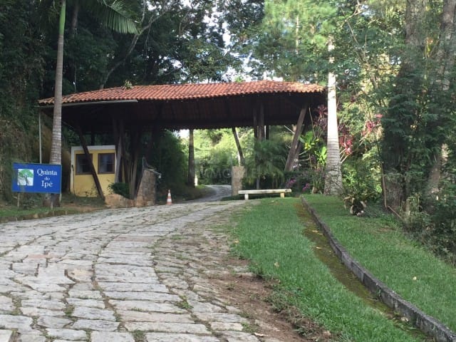 Terreno com 2060m², à venda, no bairro AREAL em Areal