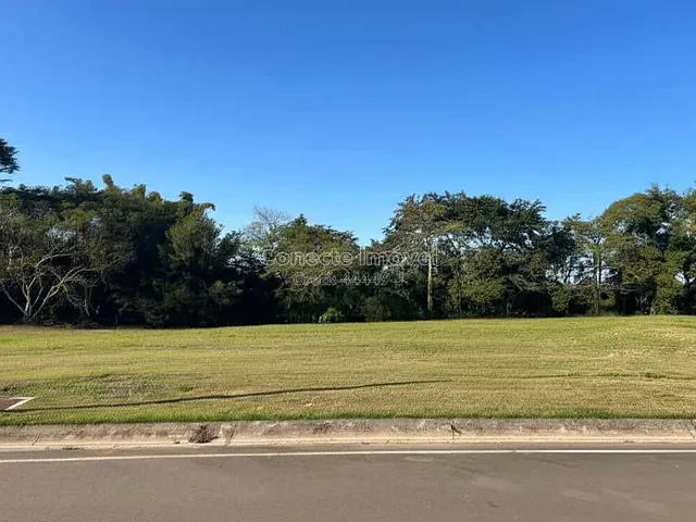 Terreno com 633m², à venda, no bairro Condomínio Flor D´Aldeia em Holambra