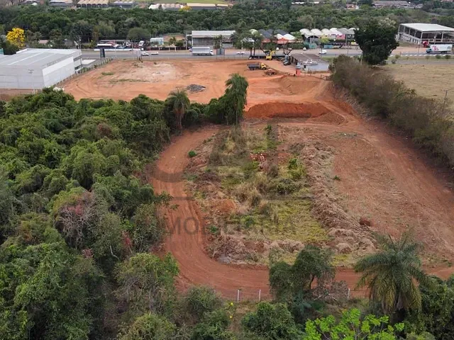 Terreno com 22600m², à venda, no bairro Borda da Mata em Holambra