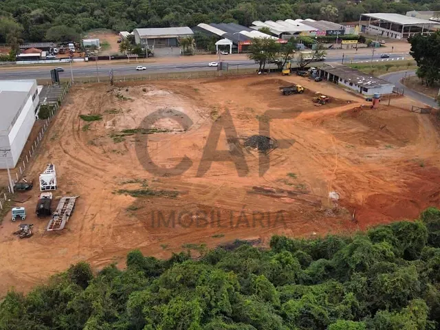 Terreno com 22600m², à venda, no bairro Borda da Mata em Holambra