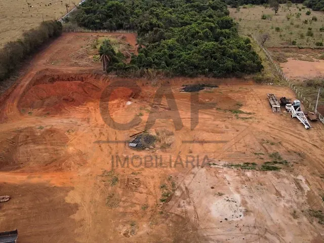 Terreno com 22600m², à venda, no bairro Borda da Mata em Holambra