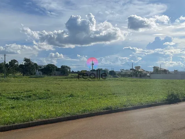 Terreno com 480m², à venda, no bairro Ponte Vila em Formiga