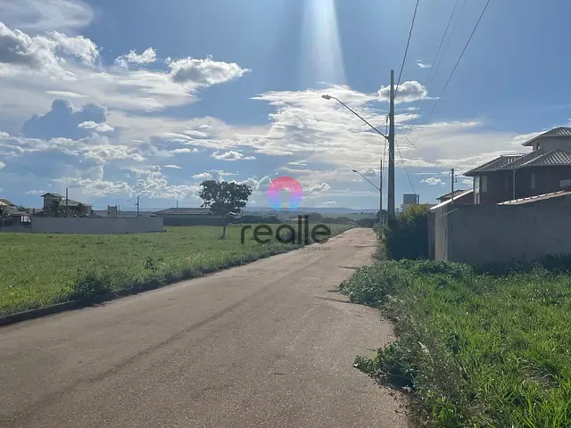 Terreno com 480m², à venda, no bairro Ponte Vila em Formiga