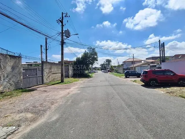 Terreno à venda, no bairro Boqueirão em Curitiba