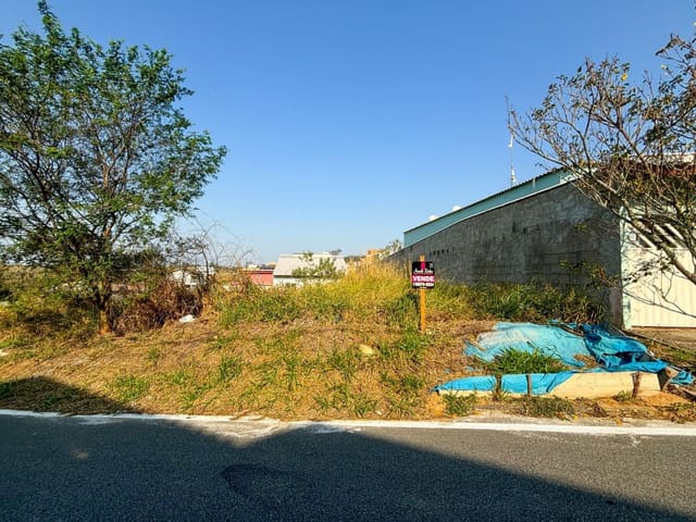 Terreno com 286m², à venda, no bairro Vale das Palmeiras em Macaé