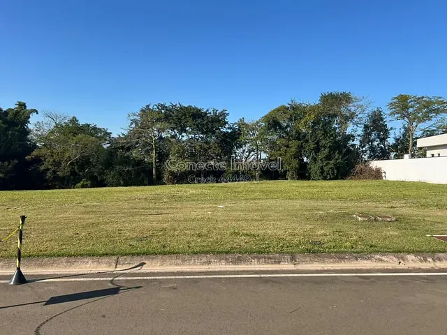 Terreno com 638m², à venda, no bairro Condomínio Flor D´Aldeia em Holambra
