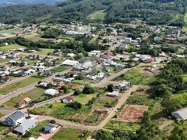 Terreno com 532m², à venda, no bairro Centro em Poço das Antas