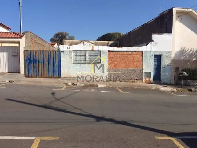 Terreno com 660m², à venda, no bairro Centro em Guaxupé