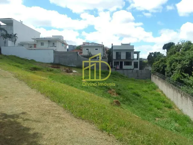 Terreno com 540m², à venda, no bairro Condominio Residencial Village Vert em Sorocaba