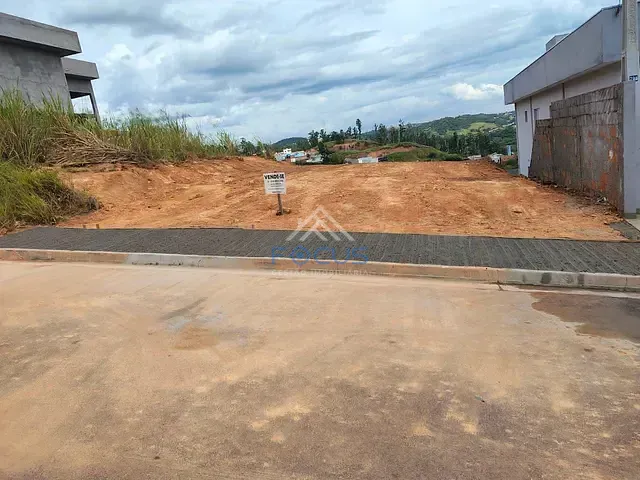 Terreno com 250m², à venda, no bairro Parque dos Cafezais V em Itupeva