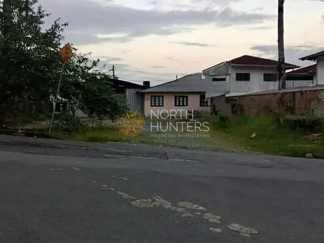 Terreno com 676m², à venda, no bairro Saguaçu em Joinville