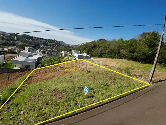 Terreno com 450m², à venda, no bairro Arvoredo em Concórdia