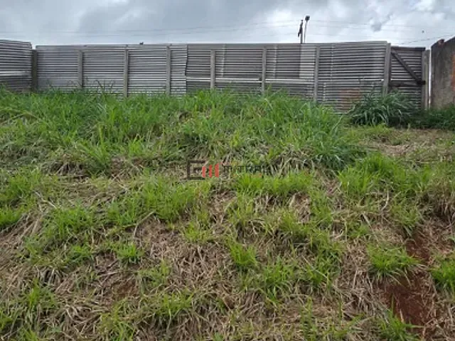 Terreno com 360m², à venda, no bairro Colúmbia em Londrina