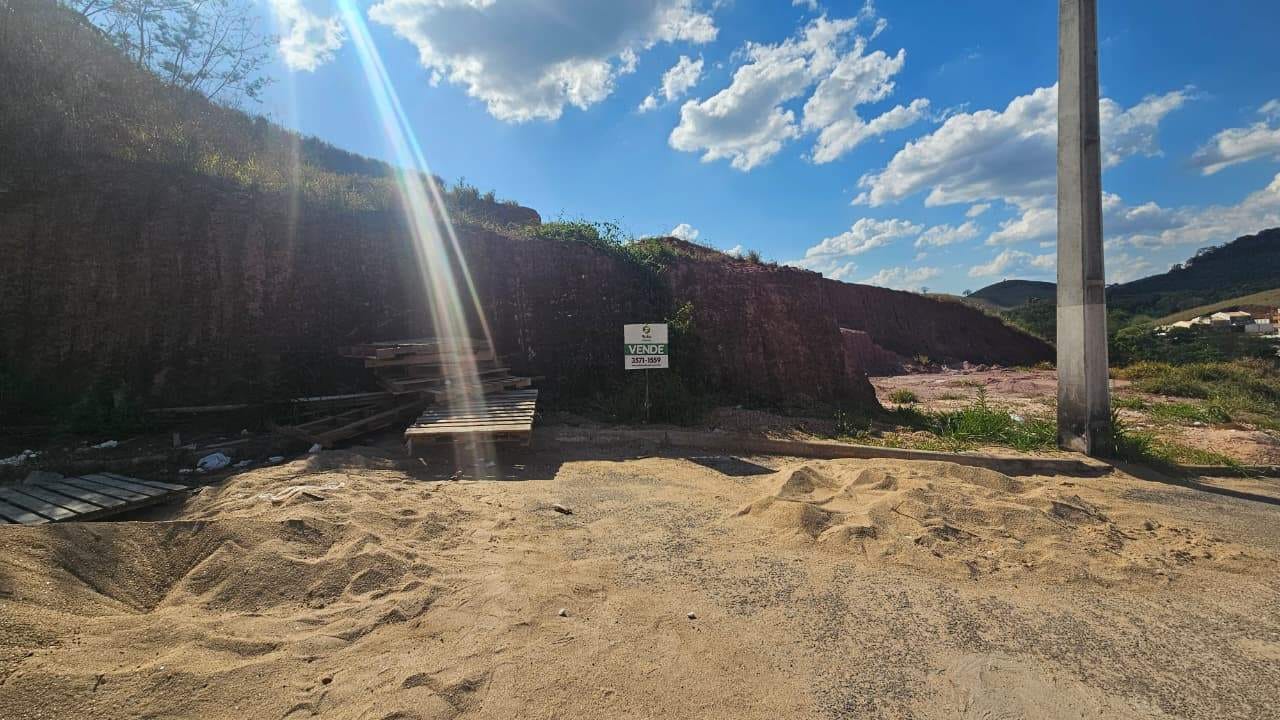 Terreno à venda, Jardim América, Rio Pomba, MG - foto 1