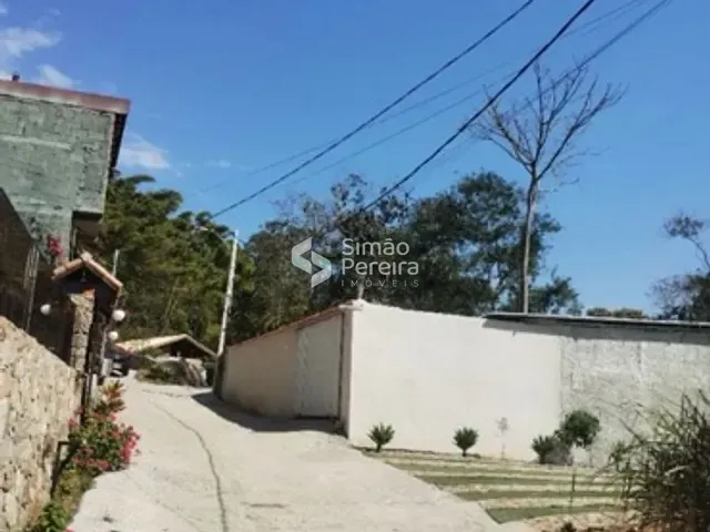 Terreno com 250m², à venda, no bairro Araras em Petrópolis