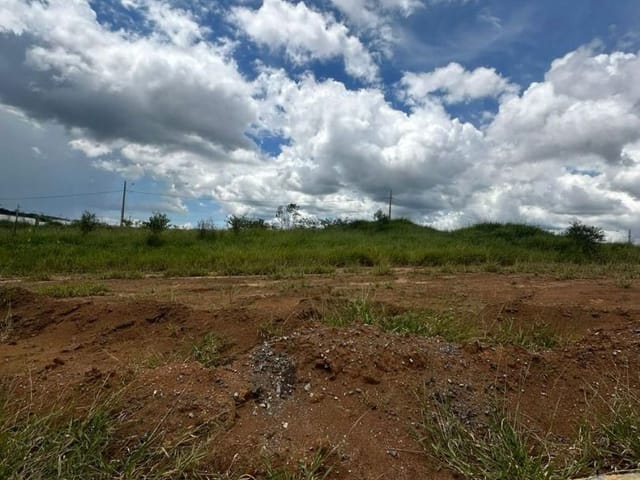 Terreno com 215m², à venda, no bairro Mirante Do Matão em Extrema