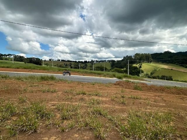 Terreno com 215m², à venda, no bairro Mirante Do Matão em Extrema