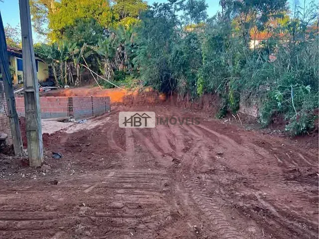 Terreno com 144m², à venda, no bairro Tangarás em Bauru
