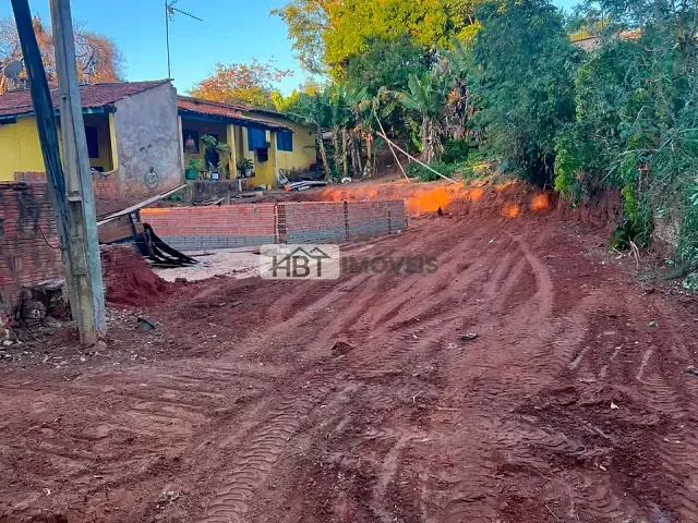 Terreno com 144m², à venda, no bairro Tangarás em Bauru