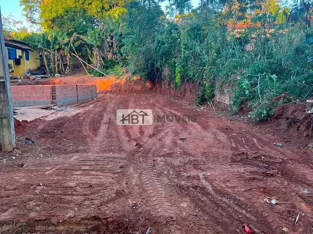 Terreno com 144m², à venda, no bairro Tangarás em Bauru