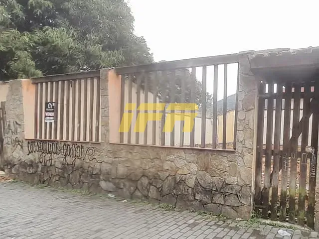 Terreno com 290m², à venda, no bairro Perequê Açu em Ubatuba