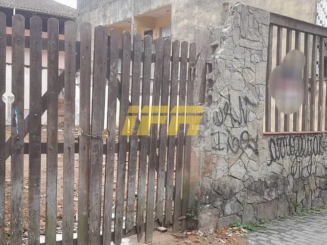 Terreno com 290m², à venda, no bairro Perequê Açu em Ubatuba