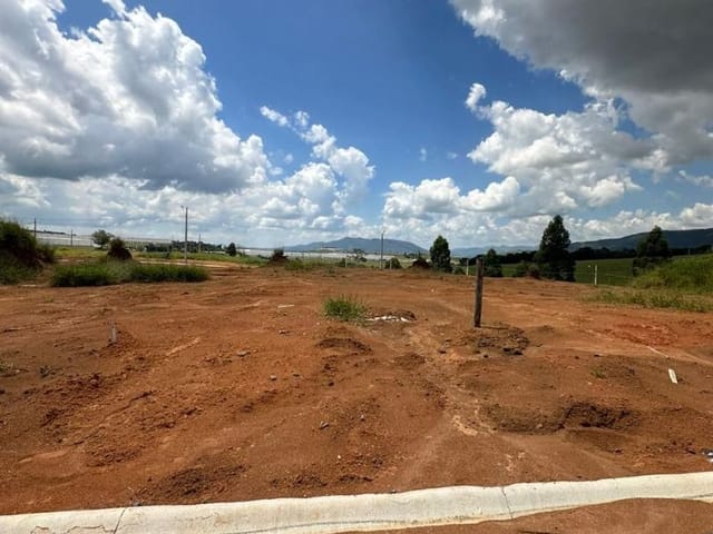 Terreno com 300m², à venda, no bairro Mirante Do Matão em Extrema
