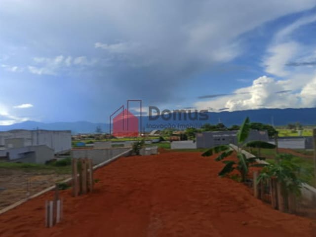 Terreno com 210m², à venda, no bairro Residencial e Comercial Cidade Jardim em Pindamonhangaba