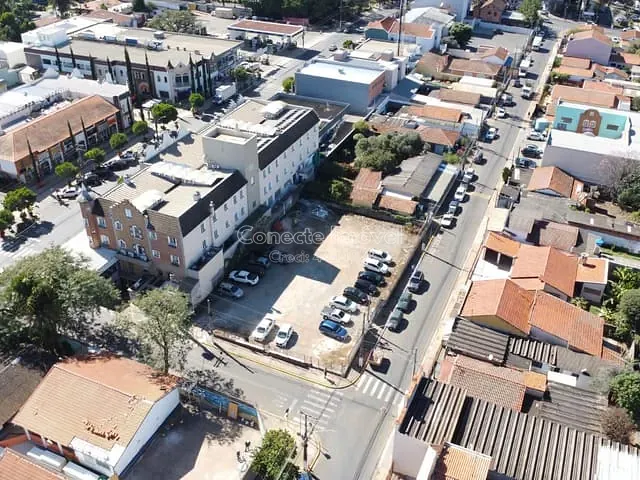 Terreno com 1000m², à venda, no bairro Centro em Holambra