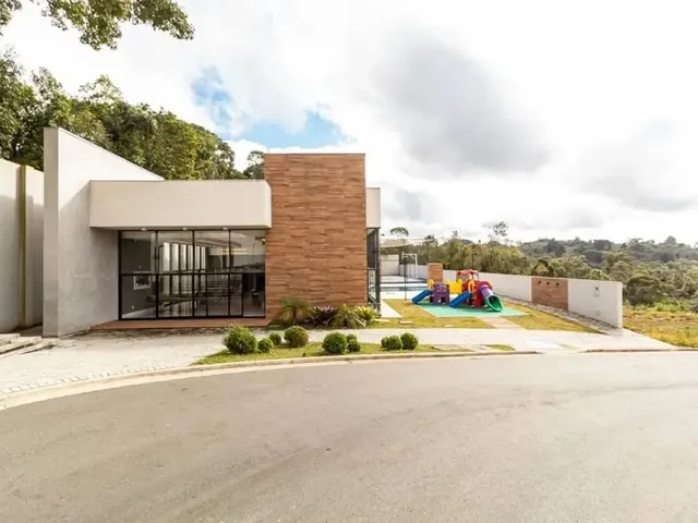 Terreno à venda, no bairro Santa Felicidade em Curitiba