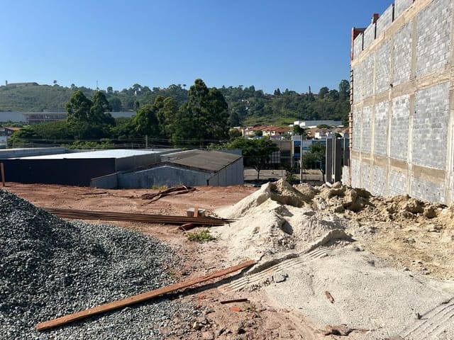 Terreno com 324m², à venda, no bairro Portais (Polvilho) em Cajamar