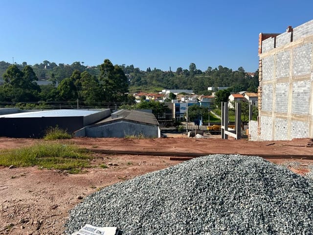 Terreno com 324m², à venda, no bairro Portais (Polvilho) em Cajamar