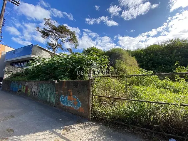 Terreno com 567m², à venda, no bairro Alto em Teresópolis