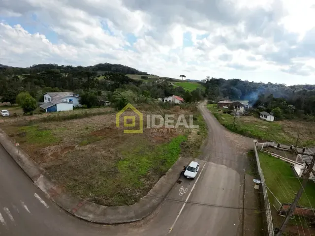 Terreno com 2200m², à venda, no bairro Parque de Exposições em Concórdia
